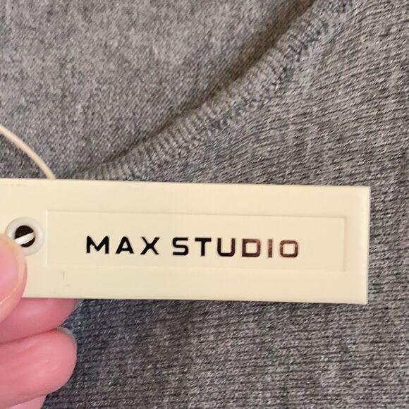 Max Studio Scrunch Sleeve Crew Neck - Picture 8 of 12